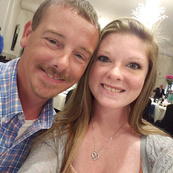 Meet your Posher, Bobbi - Picture 1 of 1